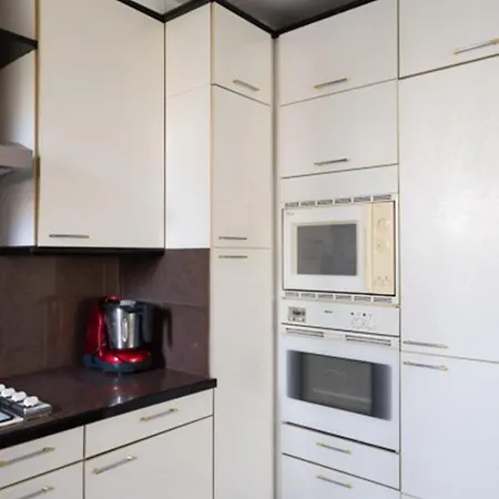 Apartamento Bright With Balcony In 20th *